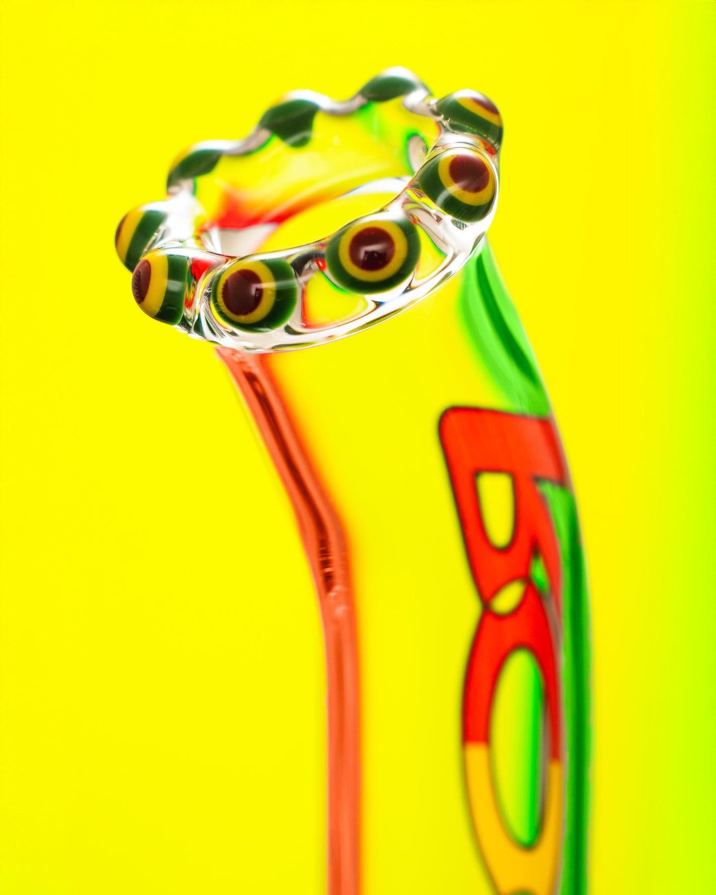 ROOR® Rasta Crown Bent Neck Beaker