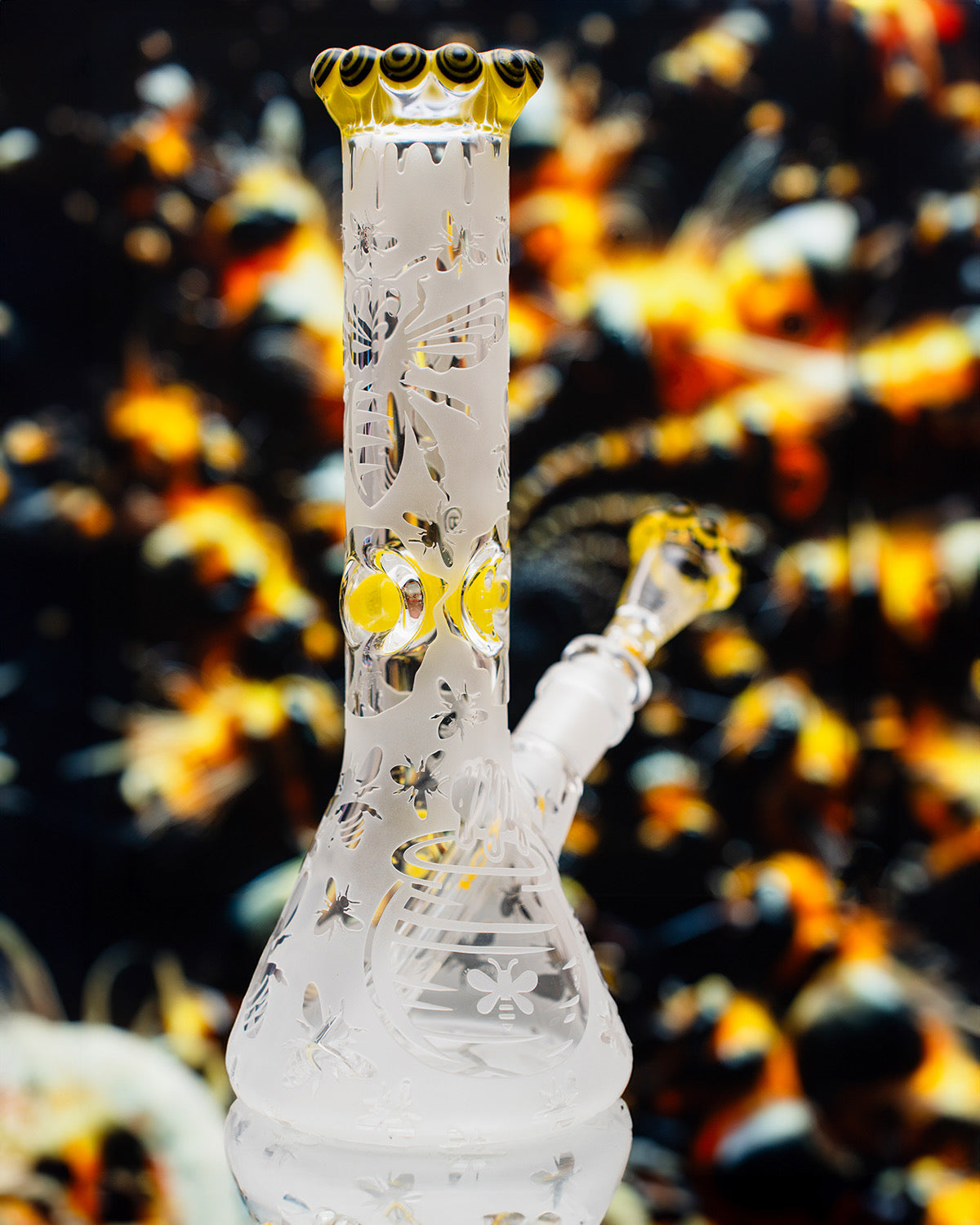 ROOR® Custom 10" Sandblasted Honey Bee Beaker with Custom Multi-Layer Crown